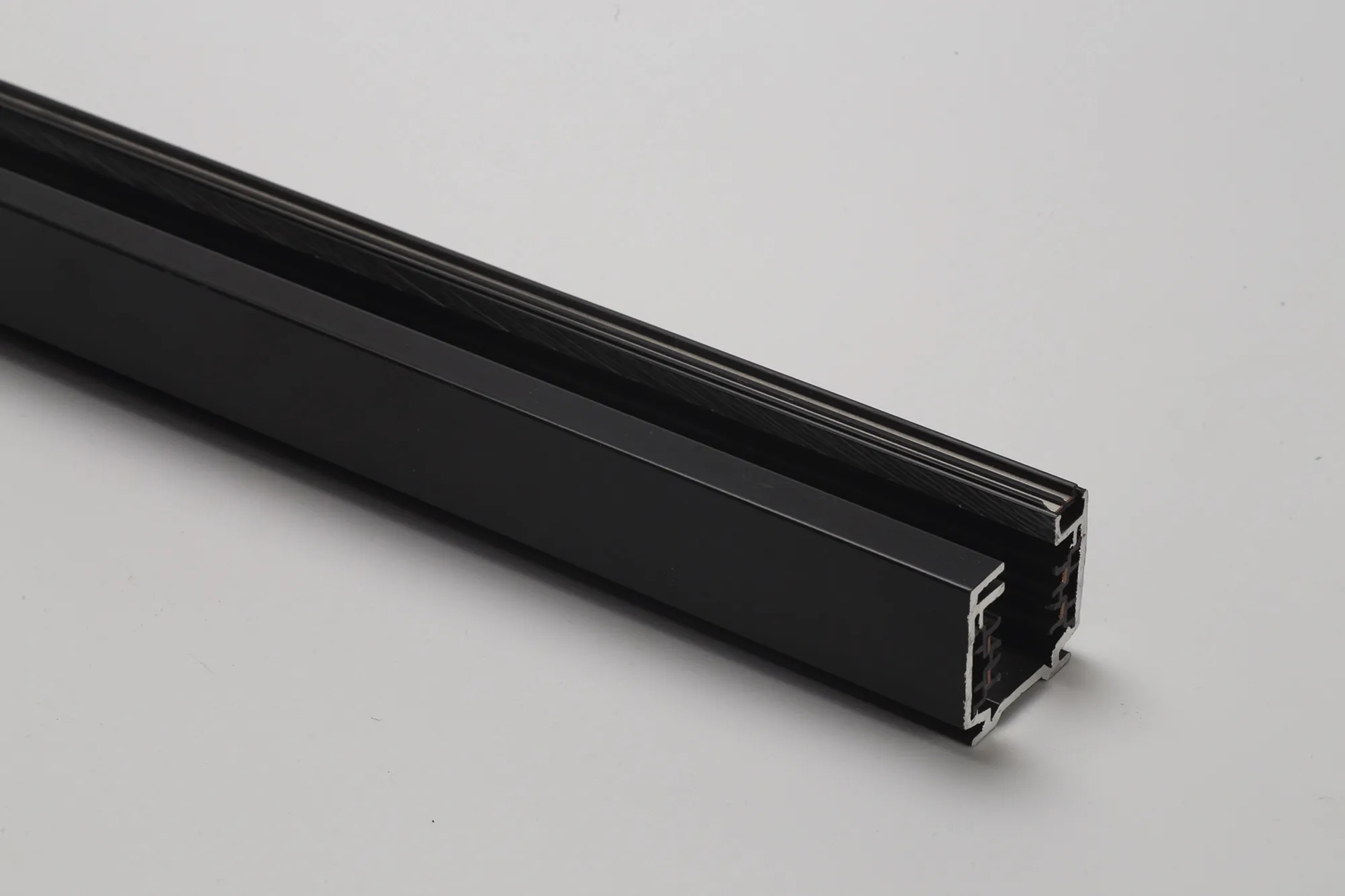 2m Black Aluminium Surface Mounted Track 36 x 32mm With Data Bus 225-202  Eutrac 3 Circuit Surface/DB